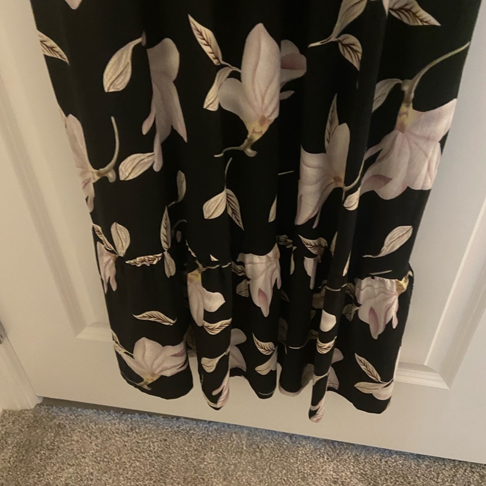 Floral Black Maxi Dress with bonus sweater - Picture 2 of 7
